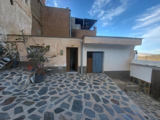 Casa a Abrucena. Se vende casa de planta baja de 2 habitaciones  en abrucena