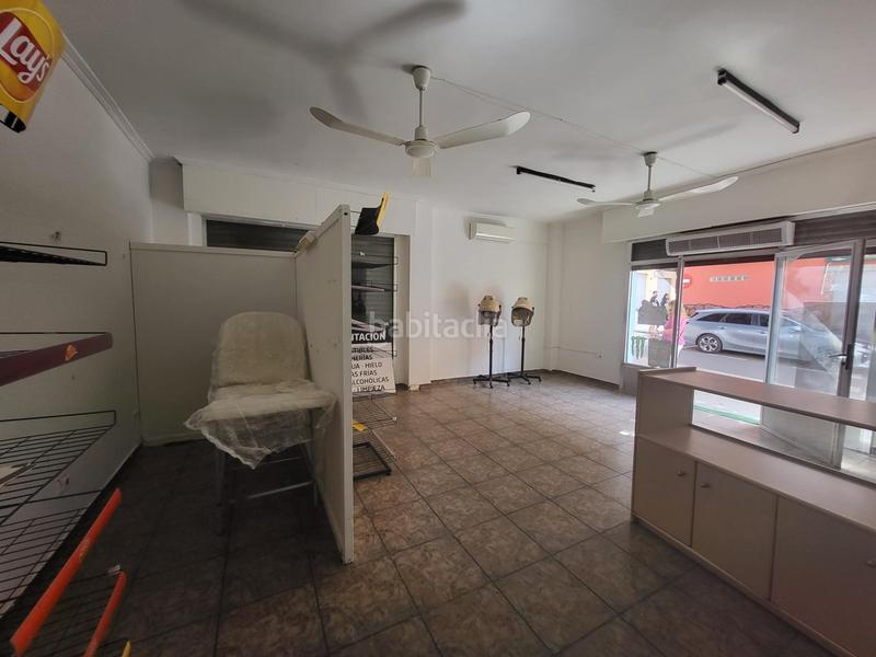 Foto dbdd341a-07a4-43ed-ba66-2c0a4d58b247. Alquiler local comercial estupendo local en alquiler en Almería