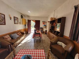 Terreny residencial a Abrucena. Se vende parcela con almacen en zona campillo de abrucena