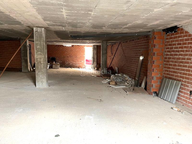 Foto f846a50a-52e8-479e-9e59-b84be246bd42. Local commercial dans rúa club firrete 3 dans Pontedeume