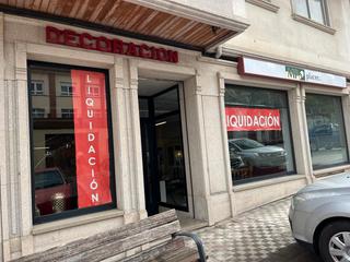 Local Comercial a Avenida coruña 13. Venta conjunta de 2 excelentes bajos comerciales en pontedeume