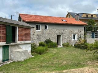 Casa en Cabanas. Venta conjunta de casa y parcelas en lg. de paz - soaserra (caba