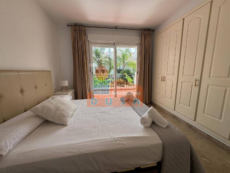 Foto eaf229ef-2315-49ae-ae82-fbe052121d0d. Lloguer casa amb calefacció piscina a La Dama de Noche - La Alzambra Marbella