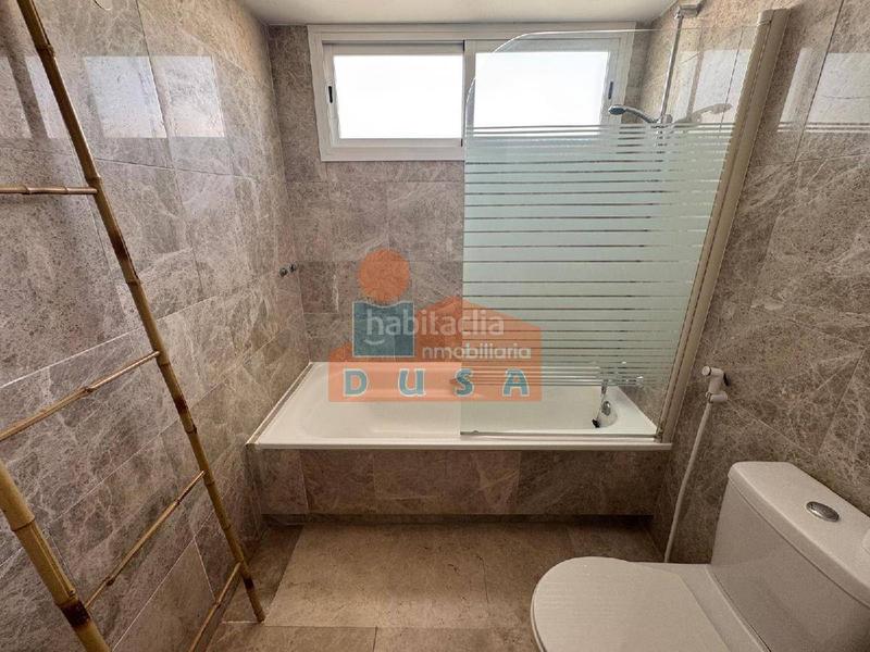 Foto 6d0f1f79-940e-412f-bdea-736f57ec8b4b. Rent house with heating pool in La Dama de Noche - La Alzambra Marbella