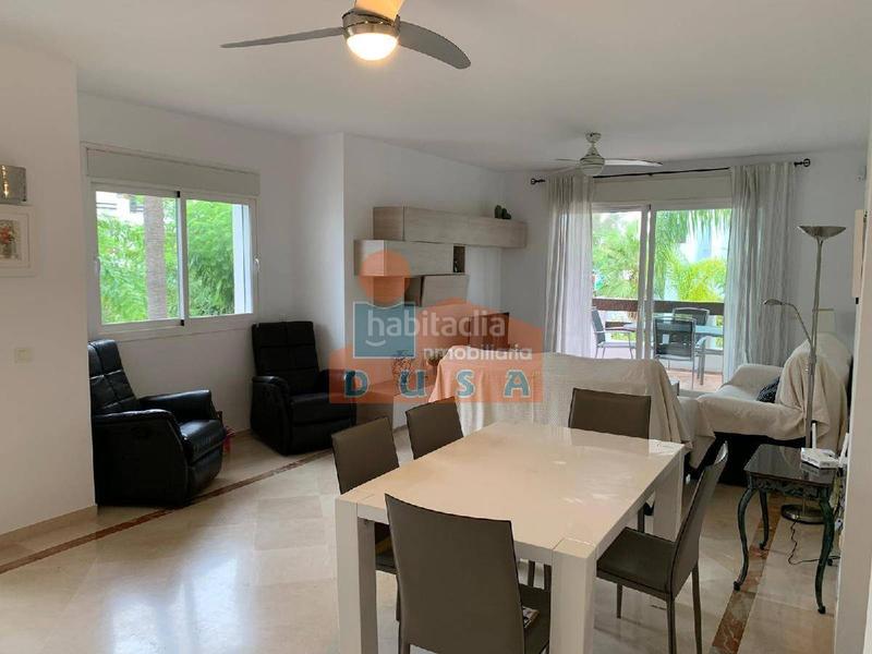 Foto f0979d56-37a3-456c-97c3-d36eb60264e9. Alquiler piso amplio apartamento en costalita en Villacana - Costalita - Saladillo Estepona