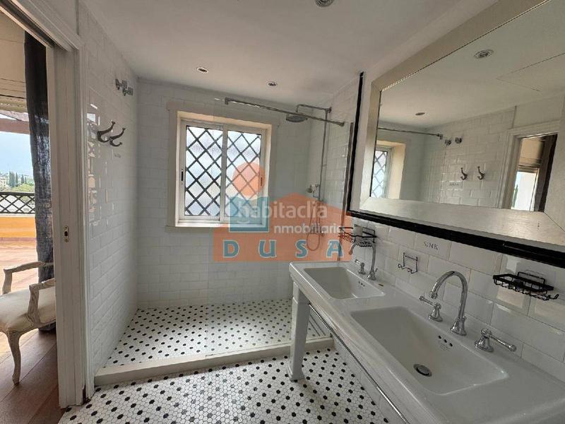 Foto 38572f9c-b944-49b2-89c0-3267ef4f1de3. Affitto casa con parcheggio piscina in Los Naranjos Marbella