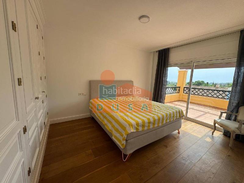 Foto cbe7679f-98b2-4771-9b80-6b3bc50c54a7. Alquiler casa alquiler adosada exclusiva en Los Naranjos Marbella