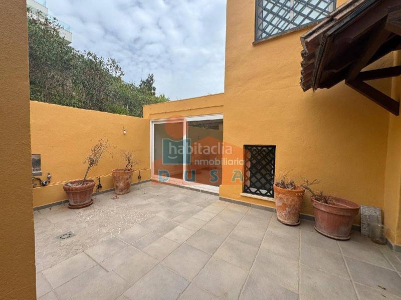 Foto 0701f91a-4804-4ebe-a971-5afd3782b11b. Miete haus mit parking pool in Los Naranjos Marbella