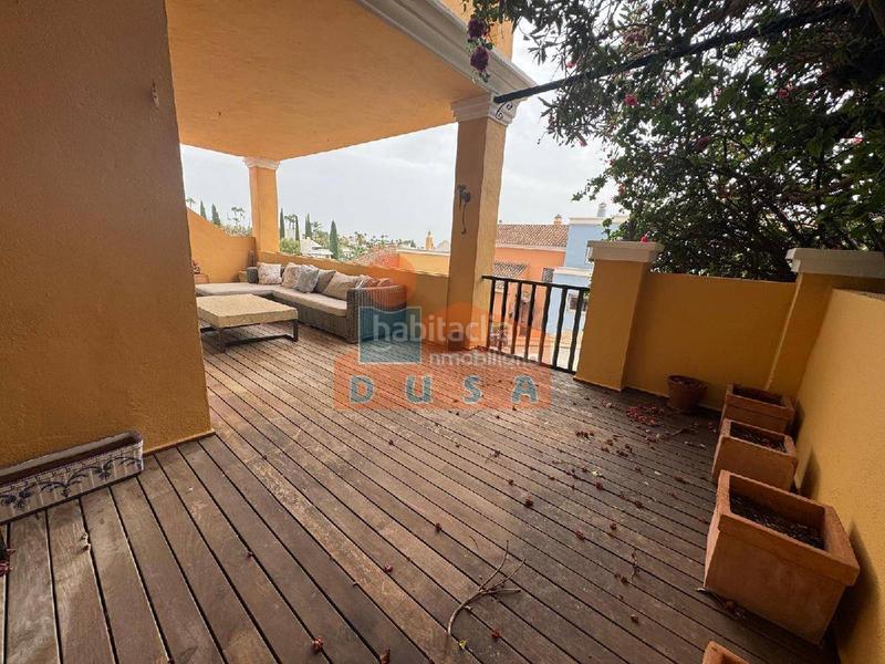 Foto 349aba02-df8e-46b0-8279-f5e530519555. Rent house with parking pool in Los Naranjos Marbella