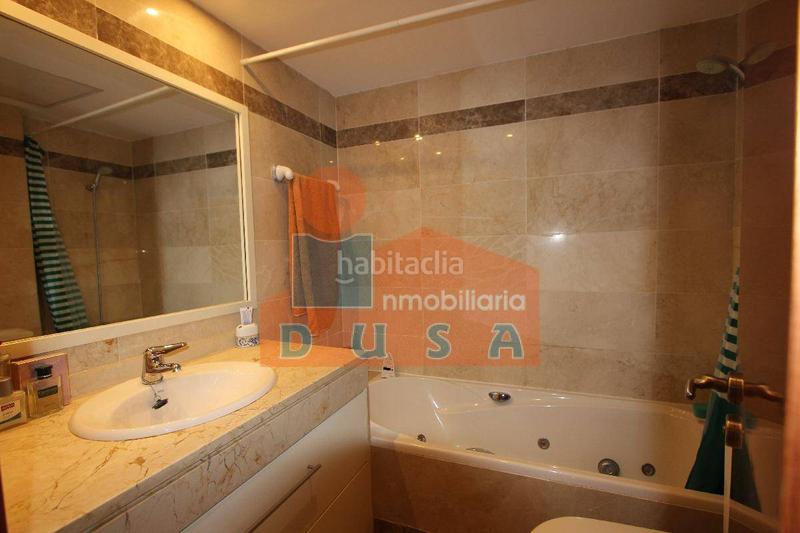 Foto 47fe8fb8-abf6-410a-9297-ccae09de94fb. Ático atico duplex en el centro en San Pedro de Alcántara Pueblo Marbella