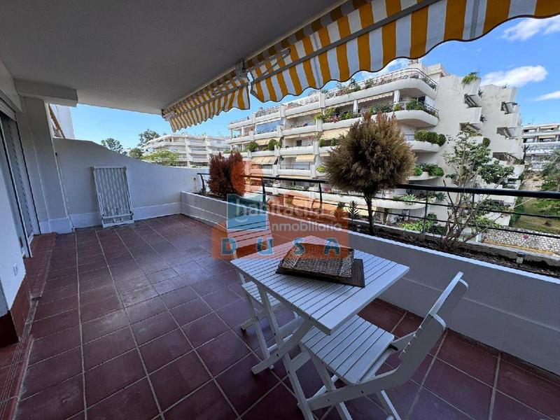 Foto 908cd9f9-8184-44d6-9fe3-51be06a22b0e. Miete etagenwohnung mit heizung parking pool in Guadalmina Alta Marbella