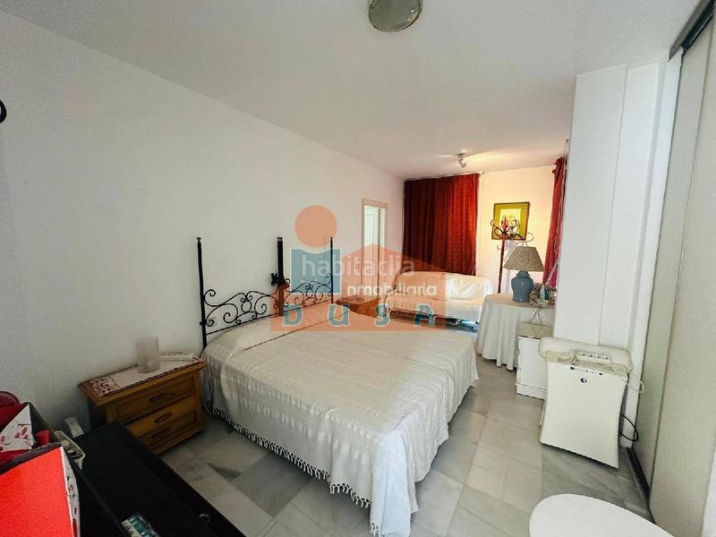 Foto 161e0658-f964-45c3-a459-43536b495989. Chalet villa independiente con muchas opciones en Marbella