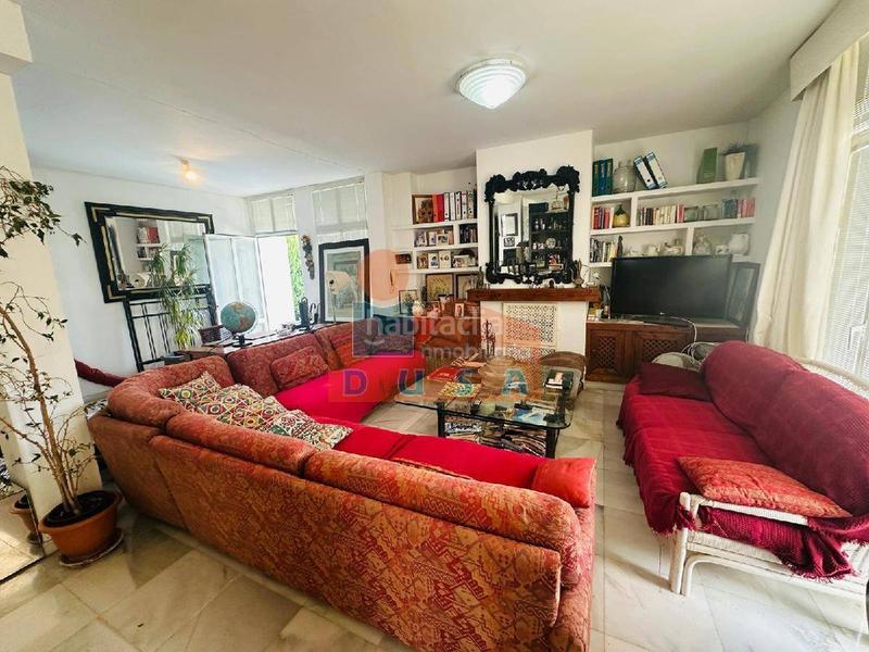 Foto 35630762-a539-4df7-ab82-4b20822d1e90. Chalet villa independiente con muchas opciones en Marbella