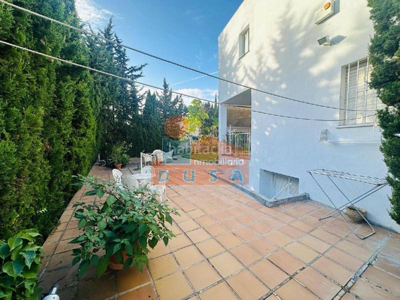 Foto ef9f0822-8321-49bc-85c6-e003c15f5e3a. Chalet villa independiente con muchas opciones en Marbella