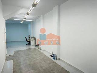 Miete Geschäftsraum in San Pedro de Alcántara Pueblo. Local comercial en el centro