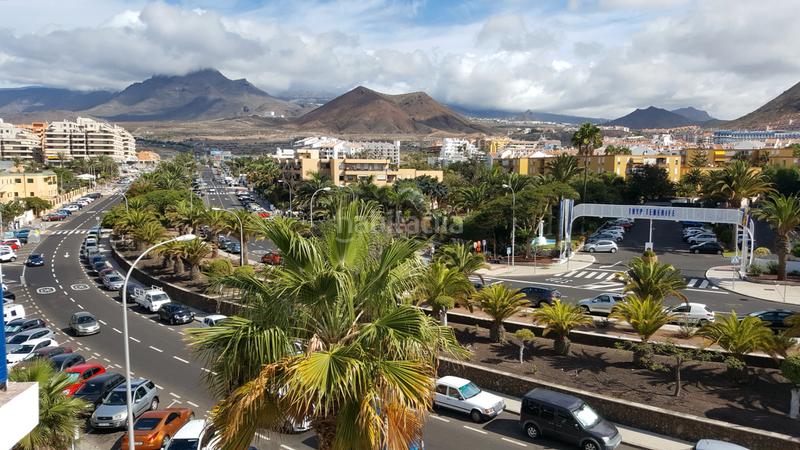 Foto 7223f79c-06fd-46b2-b652-f71c2325bad3. Lloguer apartament a calle el coronel 2 a Los Cristianos Arona