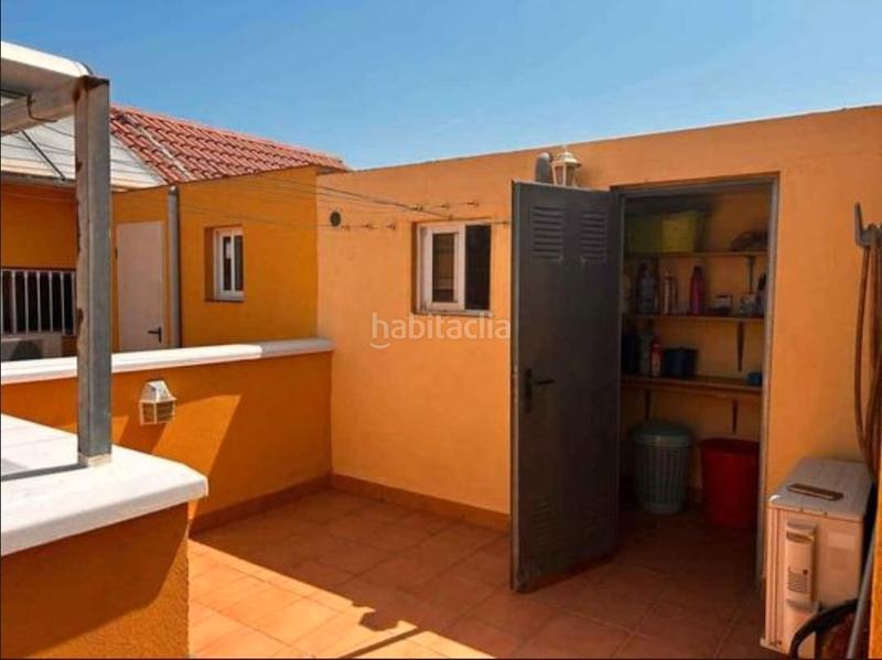 Foto 0b83fb80-f3e9-4449-a012-bbe1b7b511a8. Casa adossada a Ejido Norte Ejido (El)