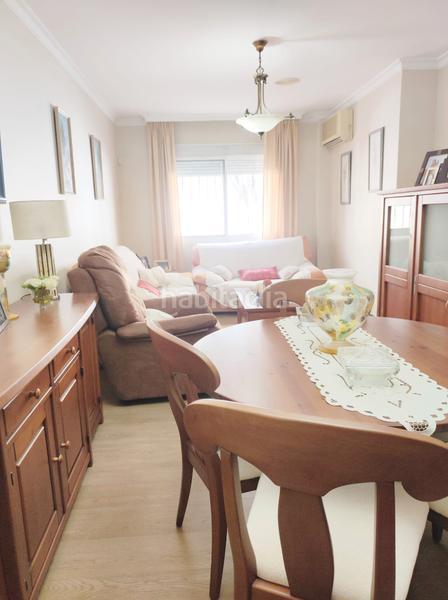 Foto 0abd3f0c-6864-4b66-8f56-e6d8fb885fca. Casa adossada amb aparcament a Plaza de la Luz Ejido (El)