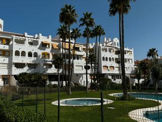 Pis a Almerimar. Piso en segunda linea de playa en almerimar