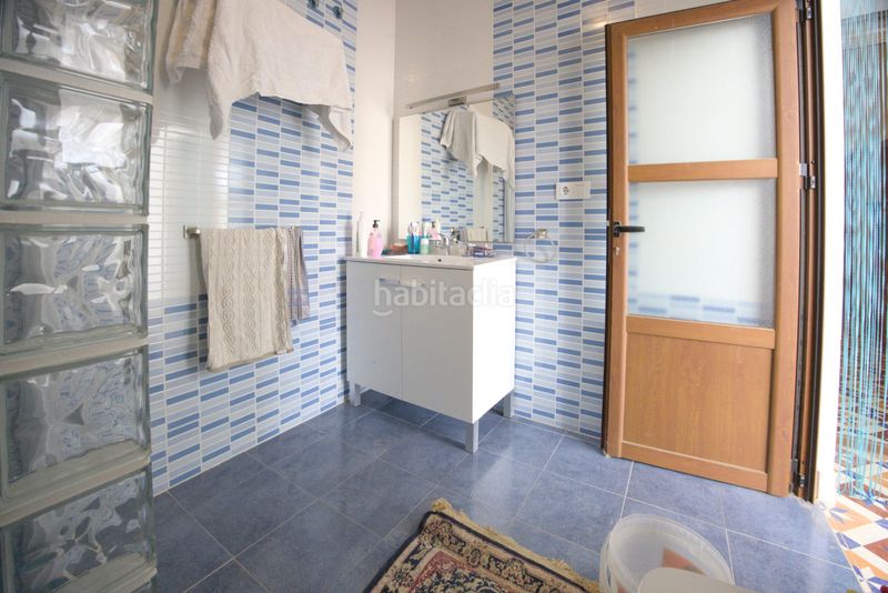 Foto d3590eb1-2c30-4e36-957e-fcaf0587a11f. Casa adossada a Ugíjar