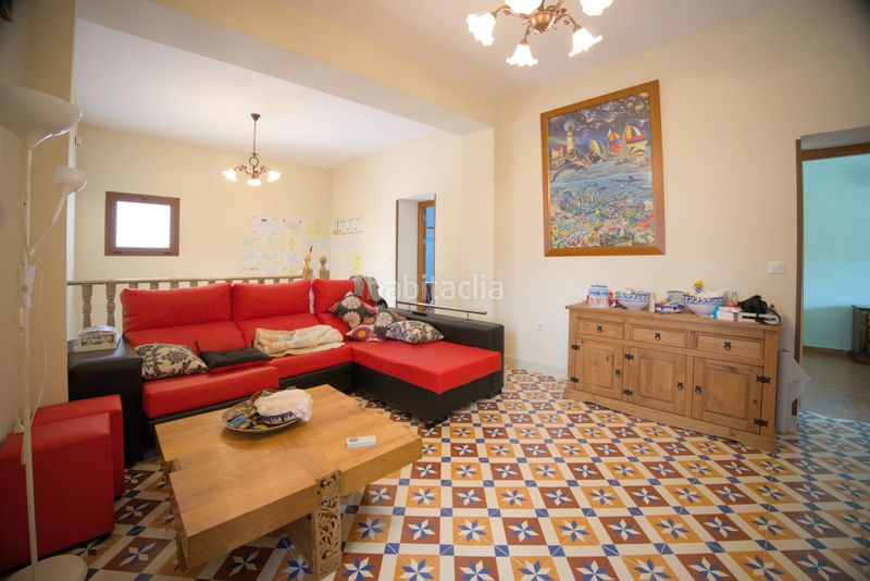 Foto d4790bf6-8633-414d-8406-5184f95e478d. Casa adossada a Ugíjar