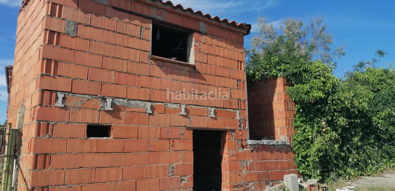 Foto ba6fde74-3ba3-42f1-ac3c-6ef66794ea60. Xalet amb xemeneia calefacció aparcament piscina a Carcaboso