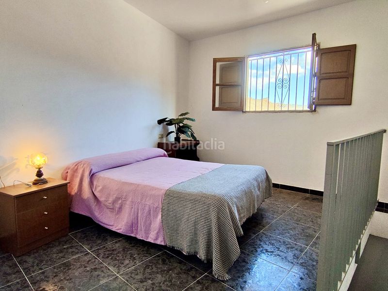 Foto 40da16b3-4e9a-4034-81cc-3532ca6b0bd9. Casa amb xemeneia a Ugíjar