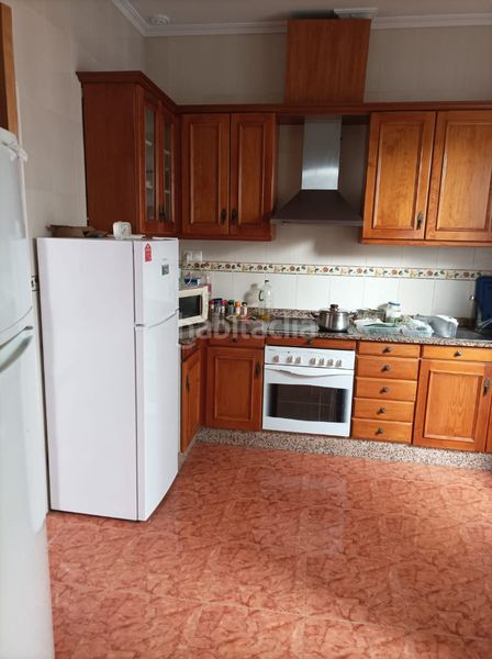 Foto 83a3c03d-4e8b-4782-8695-9f4e2a69e43c. Casa adossada a Dalías
