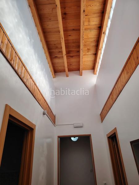 Foto c2ca97ad-a040-4218-a05c-76b4325f7290. Masia amb xemeneia aparcament piscina a Dalías