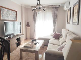 Casa adossada a Ejido centro. Se vende duplex en ejido centro