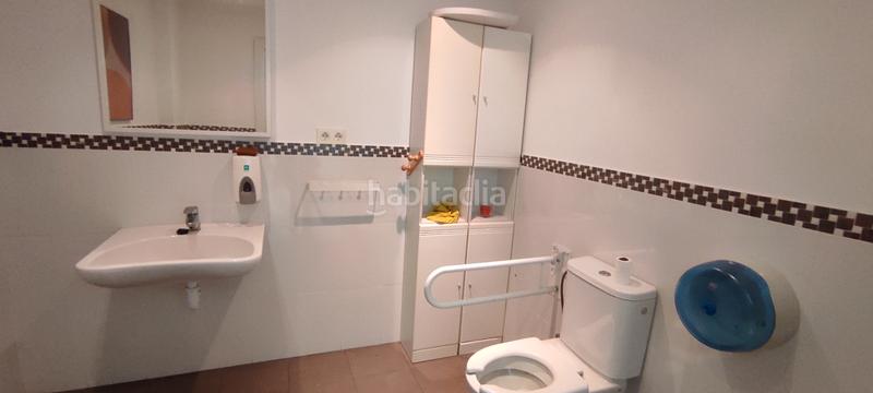 Foto 7c9caa62-f613-4de2-8fc2-92904525075a. Locale commerciale in plaza llano 24b in Valle de Trápaga - Trapagaran