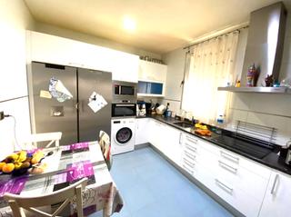 Semi detached house  Nafarroa kalea
