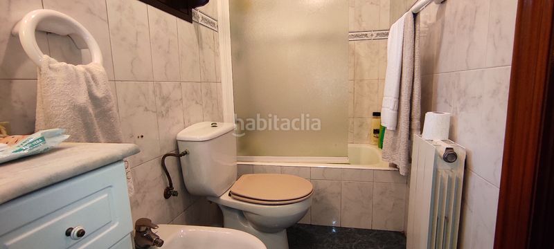 Foto 0f245482-2c37-4468-ae98-7477ec3b86e4. Casa adossada amb calefacció aparcament a Valle de Trápaga - Trapagaran