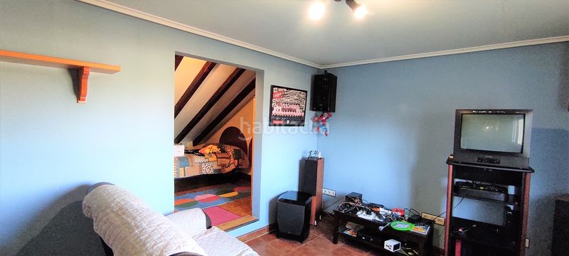 Foto 7a2042d3-3126-4955-907f-a7e4319394d2. Casa adossada amb calefacció aparcament a Valle de Trápaga - Trapagaran