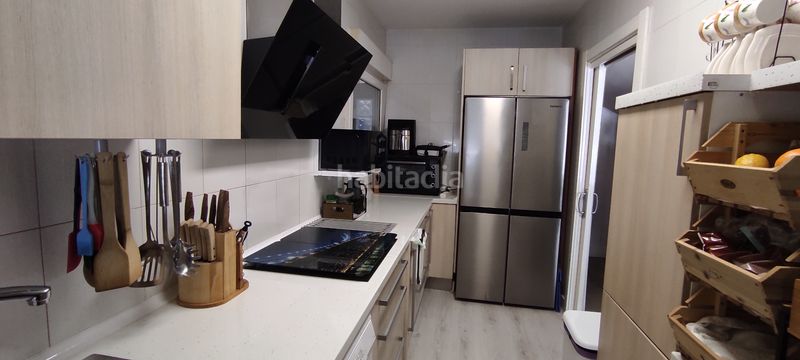 Foto 2bda516d-4926-40c3-bf7a-7846eaed0954. Casa aparellada amb calefacció aparcament a Mioño-Santullán Castro - Urdiales