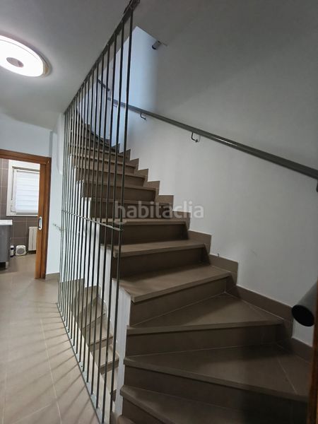Foto 851f988e-9e25-4c3d-b065-de580481ab22. Casa aparellada amb calefacció aparcament a Mioño-Santullán Castro - Urdiales