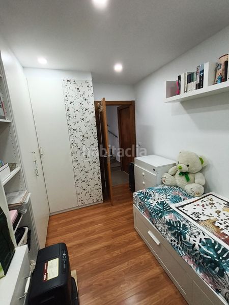 Foto 9059c7a3-85de-435c-b7f8-b1c8cffd8882. Casa aparellada amb calefacció aparcament a Mioño-Santullán Castro - Urdiales