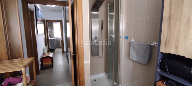 Foto e5a7c9b0-f9c2-4c7f-a88c-e71d7d52c4d8. Casa aparellada amb calefacció aparcament a Mioño-Santullán Castro - Urdiales