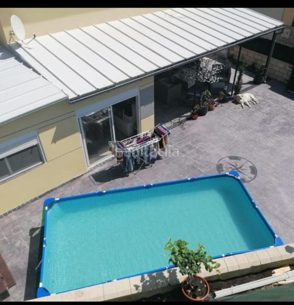 Foto fa1b6f0d-22ab-4da7-b403-08a9b5a2bc0c. Casa aparellada amb calefacció aparcament a Mioño-Santullán Castro - Urdiales