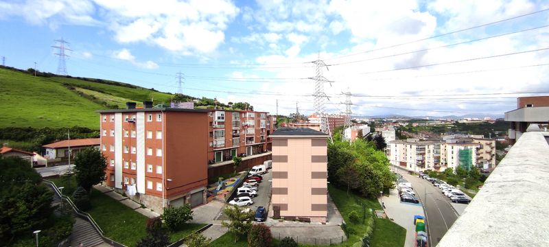 Foto a02a81fe-6a8a-4fae-b7df-329a5faca38b. Pis amb calefacció aparcament a Ortuella