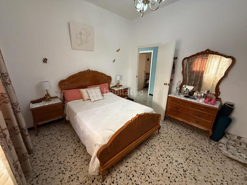 Foto 34f00bb7-7cf2-4784-8907-c7b52952230f. Casa a schiera in calle alfareria 27 in Pilas