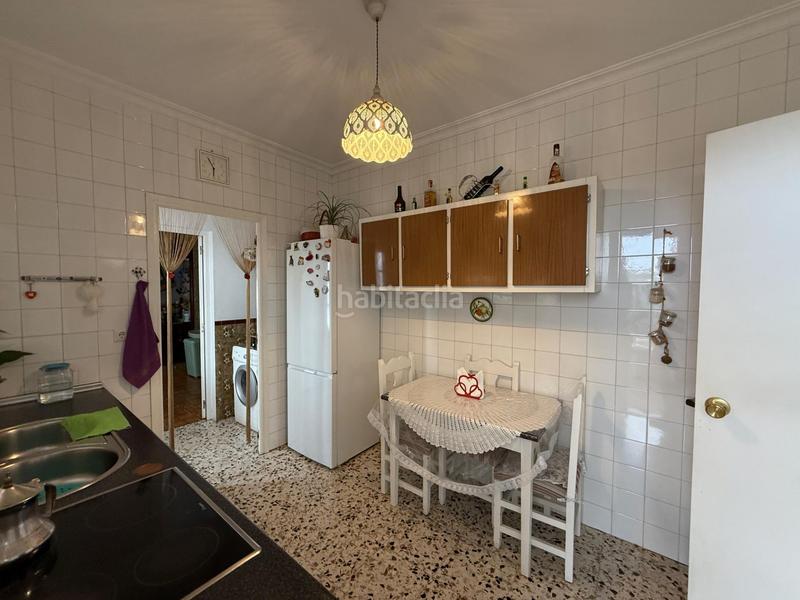 Foto 8bb8a289-7c19-48f5-b68e-c64f94eec111. Casa a schiera in calle alfareria 27 in Pilas