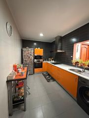 House  Soledad. Casa amplia y lista para entrar a vivir en palmete sevilla