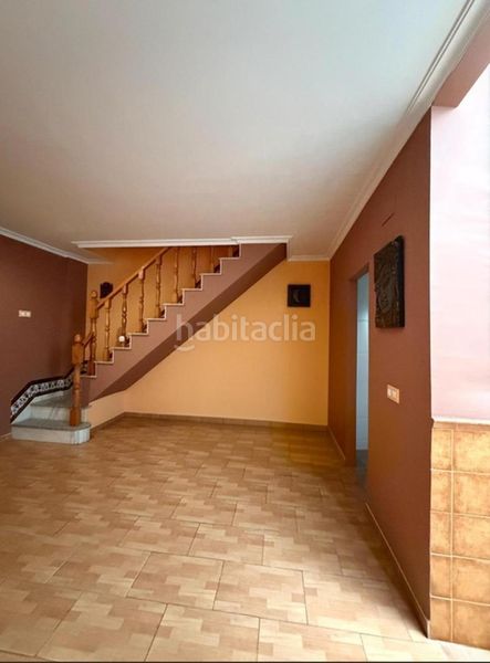 Foto c49773a1-65bf-4cc2-8a7f-7fa981ace569. Casa a Palmete Sevilla