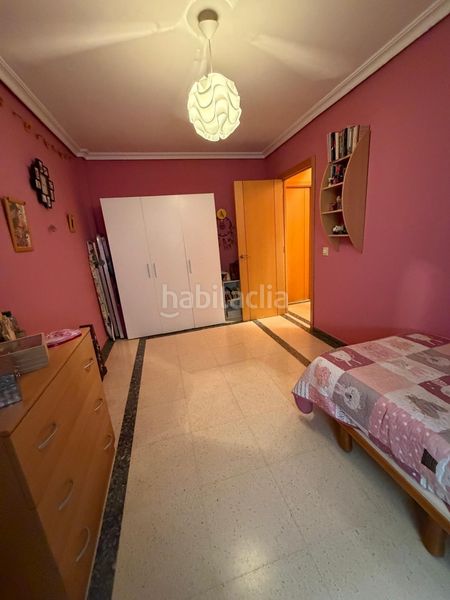 Foto ec83e402-ccdc-4b25-ac63-8a805cace4f3. Casa a Palmete Sevilla