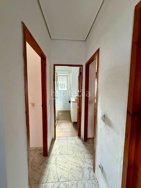 Foto 5fb60c27-bcd6-455f-ad85-5fa9d9cb1e0e. Maison jumelée avec parking dans Villanueva del Ariscal