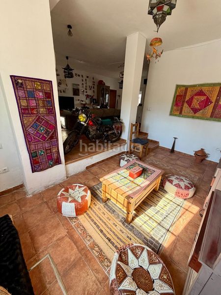 Foto cec043bd-ebc1-4c3e-b3d3-bd09b6f05947. Maison jumelée avec parking dans Villanueva del Ariscal