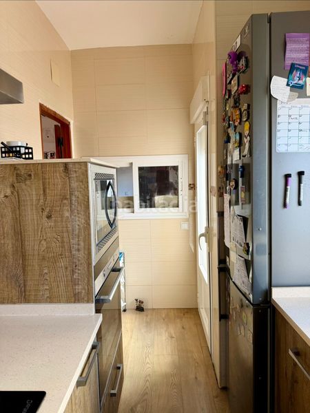 Foto e1d8b20c-5368-444d-8448-a5cc4637772b. Maison jumelée avec parking dans Villanueva del Ariscal