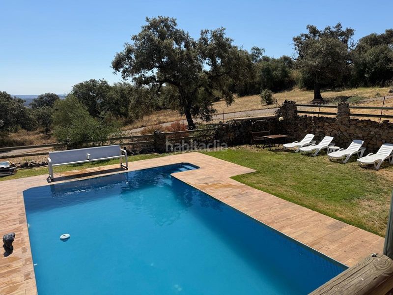 Foto 90878f2f-ddf1-4e69-aa86-8f9ce6eb5768. Casa amb aparcament piscina a Castillo de las Guardas (El)
