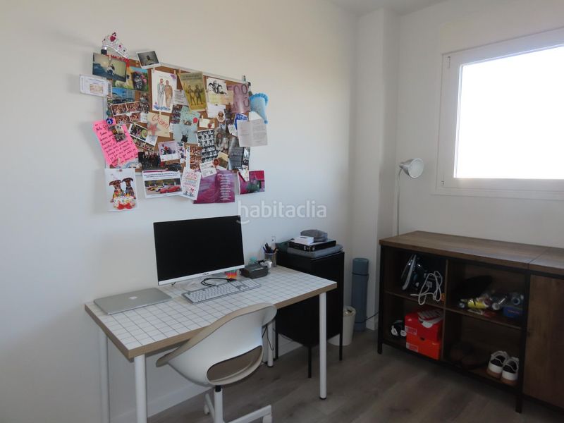 Foto a81f7e37-3366-49ad-922a-ce22cdaf518b. Pis amb aparcament a Torreblanca Sevilla